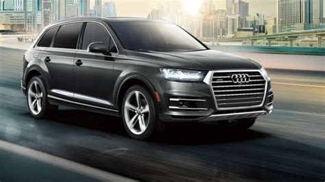 Audi SUV Comparison: 2019 Audi Q5 vs 2019 Audi Q7 | Audi of Smithtown