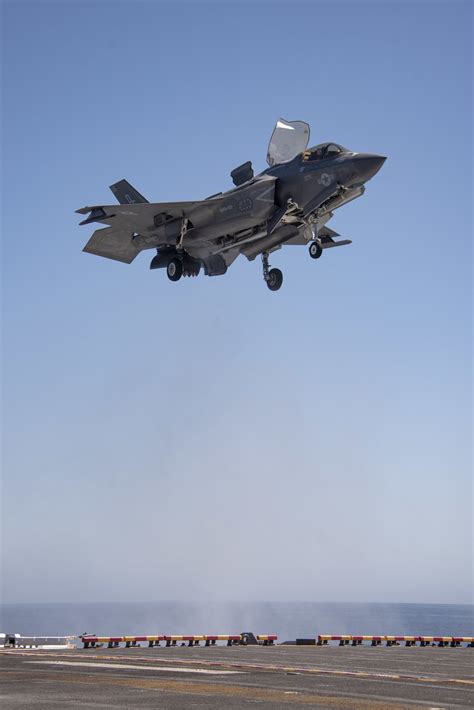 DVIDS - Images - USS Essex F-35B Flight Operations [Image 4 of 23]