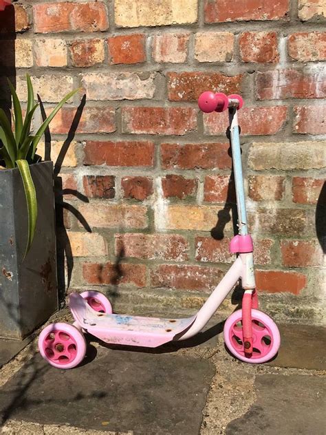 Toddler girls pink scooter | in Pontcanna, Cardiff | Gumtree