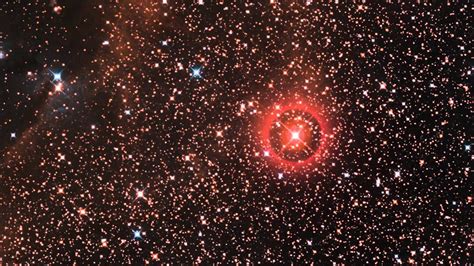 Zooming in on the red hypergiant star VY Canis Majoris - YouTube