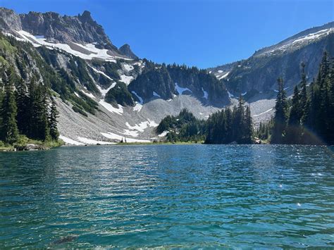 Bench and Snow Lakes — Washington Trails Association