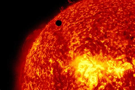 Parker Solar Probe: Why Nasa is launching a spacecraft to touch the Sun | WIRED UK