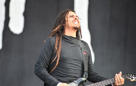 Korn guitarist Munky temporarily drops out of the band's North American tour