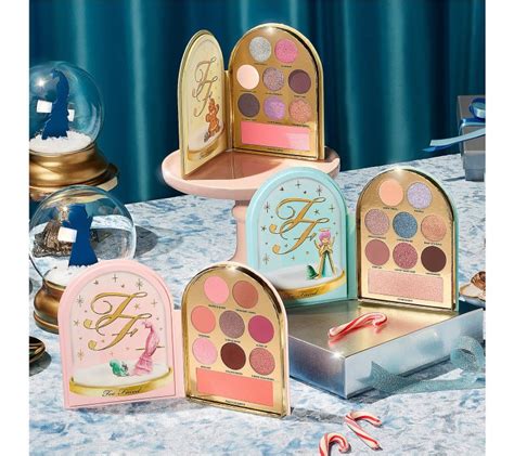 Too Faced Holiday 2023 Let It Snow Globes 3-Piece Palette Gift Set ...