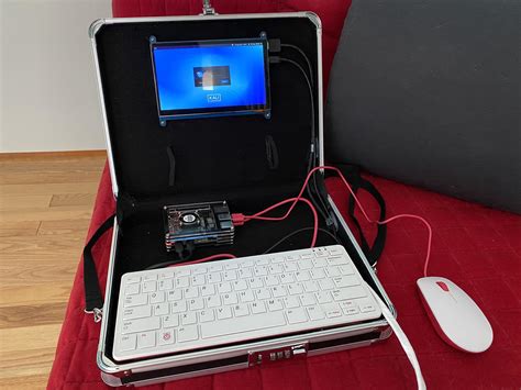 Portable Hacker Box with Kali Linux and a Raspberry Pi 4 : r/raspberry_pi