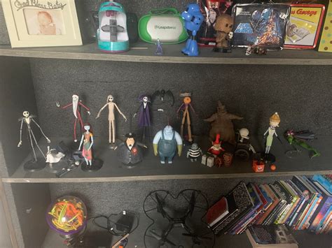 My collection of nightmare before Christmas figures : r/NightmareBeforeXmas