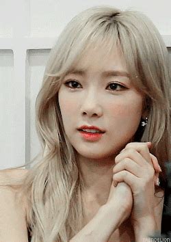 Taeyeon gif - Taeyeon (SNSD) Fan Art (39111944) - Fanpop