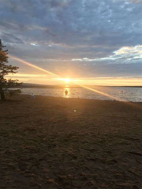 Sunset at Waskesiu, Prince Albert National Park. July 18, 2018 : r ...