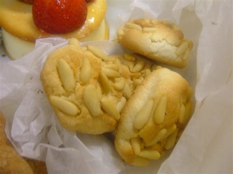 NY Food Tour: Marzipan filled Pignoli Nut Cookies from Veniero’s ...