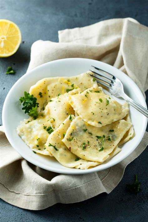 15 Best Ravioli Filling Ideas to Make at Home - IzzyCooking