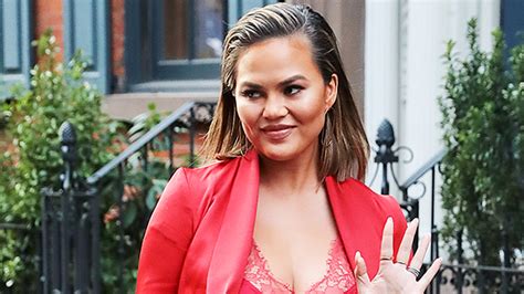 Chrissy Teigen Hospitalized Over Her Pregnancy After Major Bleeding ...