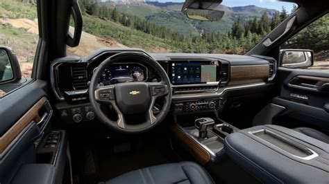 2022 Chevy Silverado: Vastly Improved Interior, New ZR2 Off-Road Model ...