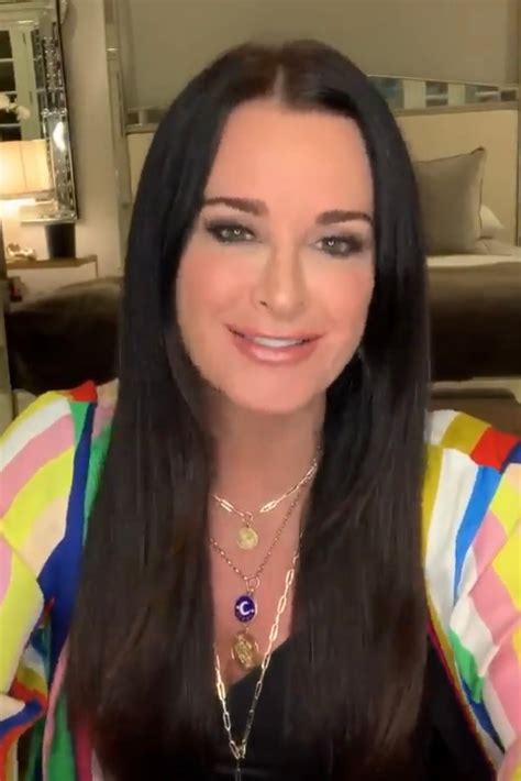 Kyle Richards Instagram Video May 1, 2020 – Star Style