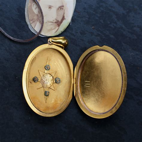 1878 Victorian 'North Star' 15k Gold Locket — Heart of Hearts Jewels