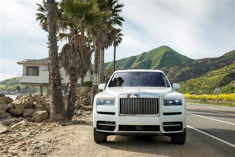 The Rolls-Royce Cullinan Is a Diamond Designed for Rough Terrain | Fortune