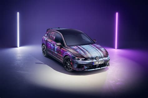 2025 Volkswagen Golf GTI revealed