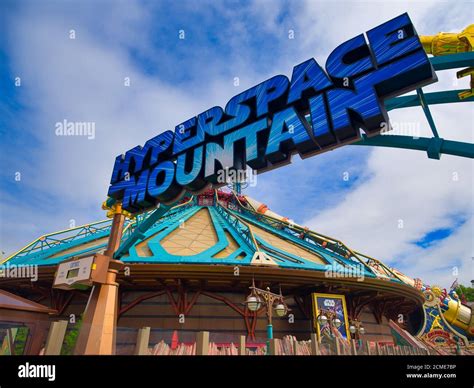 Space mountain disneyland paris hi-res stock photography and images - Alamy