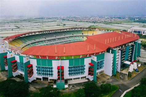 Top 10 Biggest Stadiums in Indonesia - TFC Stadiums