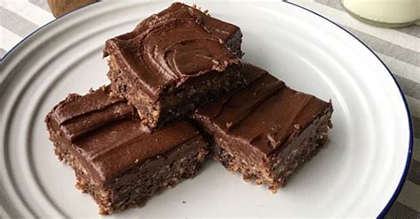 This Chocolate Weetbix Slice is bound to be a family favourite. A delicious, rich chocolate ...