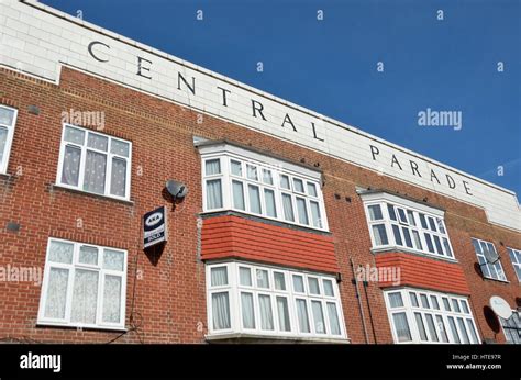 Kingsbury london hi-res stock photography and images - Alamy