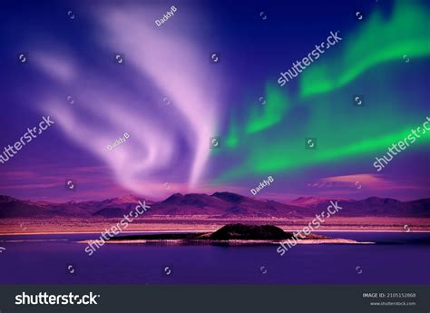 4,061 Northern Lights Winter Canada Images, Stock Photos & Vectors | Shutterstock