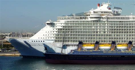 Ms Oasis Of The Seas Vs Titanic