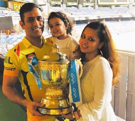 Breaking: MS Dhoni announces retirement from international cricket ...