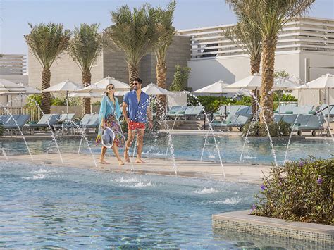 Hilton Abu Dhabi Sunday pool day deal | Time Out Abu Dhabi