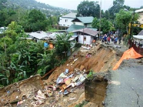 GoRiau - Longsor jadi Bencana Paling Mematikan Selama 2015, Berikut 5 Provinsi di Indonesia yang ...