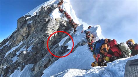 19 things you might not know about Mount Everest | escape.com.au