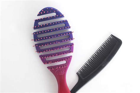 How to Clean a Comb and Hair Brush in Less Than 5 Minutes