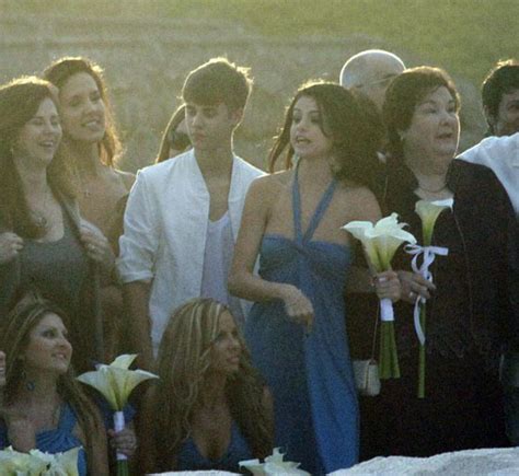 Justin Bieber and Selena Gomez Share a Kiss During Wedding Ceremony in ...