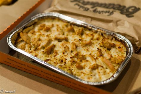 Pizza Hut Tuscani Pasta-Creamy Chicken Alfredo | Follow me o… | Flickr