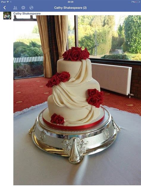 Rose and swag wedding cake - Decorated Cake by Yvonne - CakesDecor