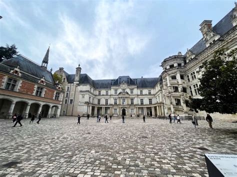 Château de Blois: The unexpected Royal residence (Loire Valley)