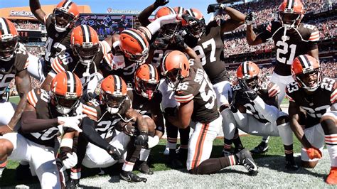 Browns' early defensive struggles not surprising, or reason to panic - ESPN - Cleveland Browns ...