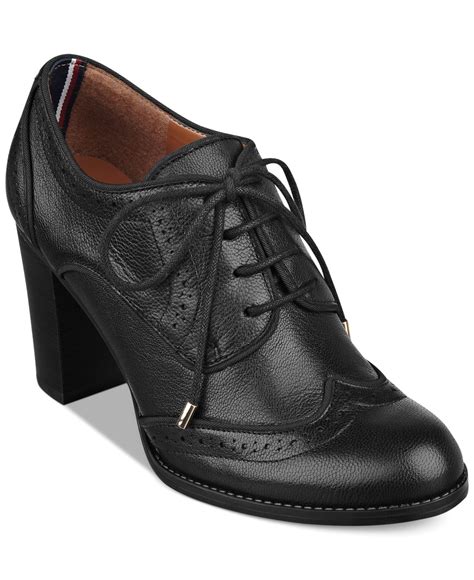 Tommy hilfiger Women's Fabiole Oxford Shooties in Black | Lyst