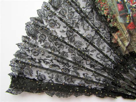 Handpainted Spanish Black Lace Fan - MadAboutFans