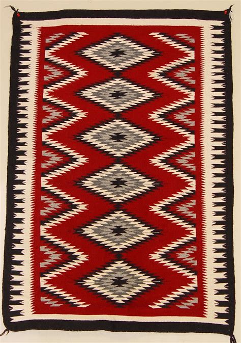 Navajo rug | Navajo weaving, Native american rugs, Navajo rugs