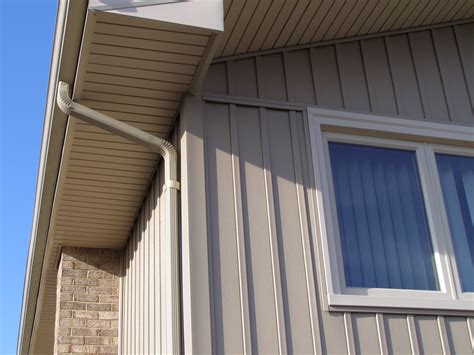 Board & Batten Vertical Siding | SIDING WINDOWS ROOFING