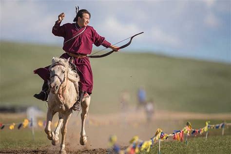 Living Arrow of Mongolian Horseback Archery | Horseback, Archery, Horse archer