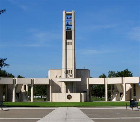 Houston National Cemetery - HoustonMod