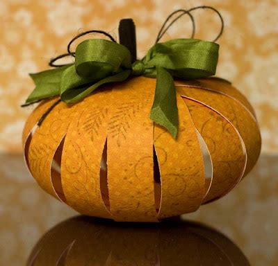 Creative ideas for you: Halloween Paper Pumpkins