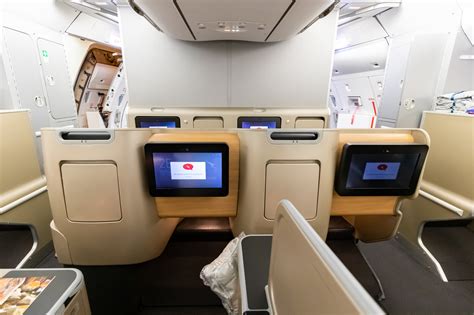 Review - Qantas A330 Business Class, Tokyo Narita - Brisbane - Points ...