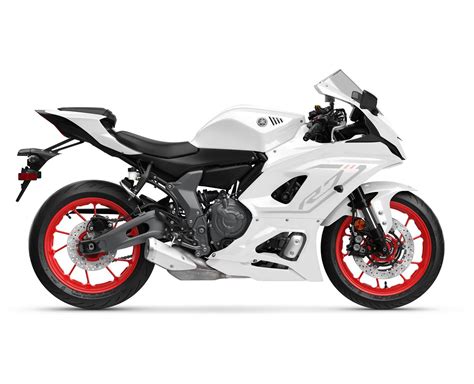 2023 Yamaha YZF-R7 Intensity White for sale in Lévis - RPM Rive-Sud