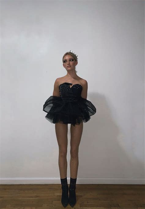 Black Swan Costume Inspiration