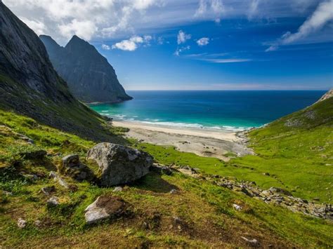 The 28 Best Lofoten Hiking Trails (With Maps) in 2020 | Outtt | Lofoten, Lofoten islands norway ...