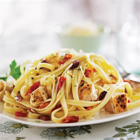 Mediterranean Chicken and Pasta Recipe from H-E-B