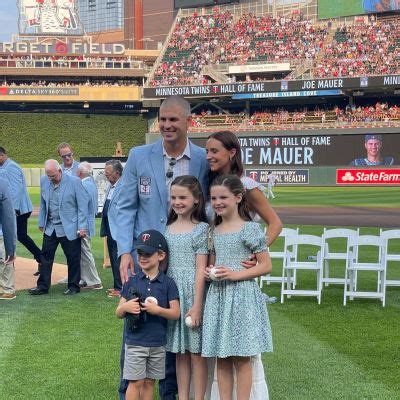 Who is Maddie Bisanz? Meet Joe Mauer Wife: Relationship And Wiki