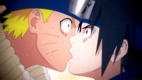 Sasuke And Sakura Kiss Gif